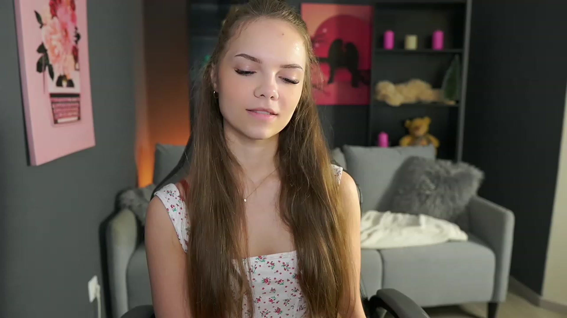 Gallery image thumbnail from Natasha_Malk's myfreecams stream on, 01/27/2024, 12:13 image 6 of 20