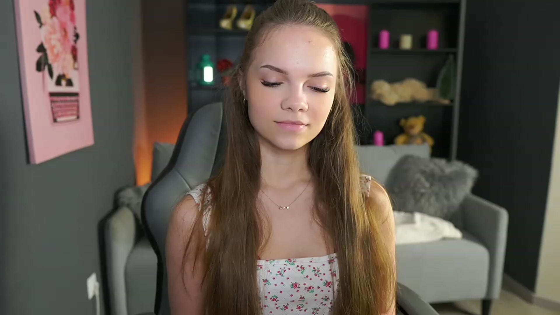 Gallery image thumbnail from Natasha_Malk's myfreecams stream on, 01/27/2024, 12:13 image 17 of 20