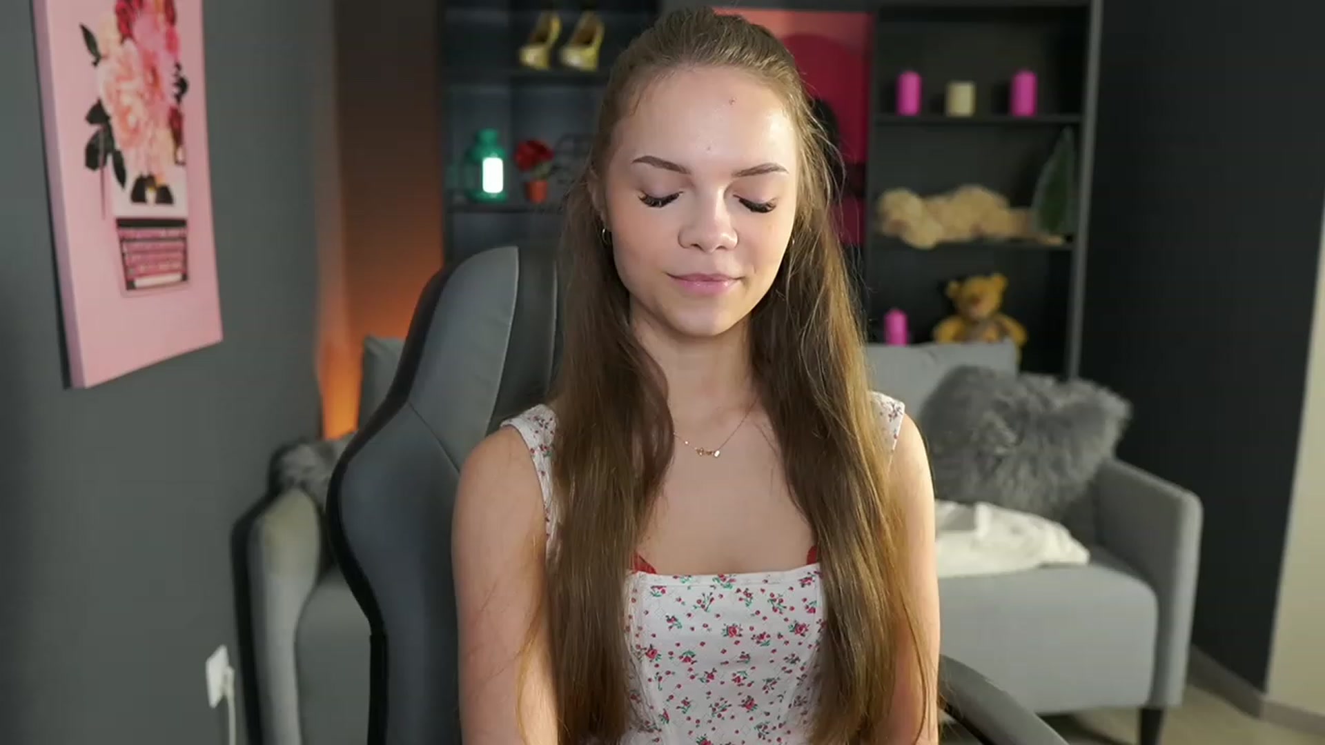 Gallery image thumbnail from Natasha_Malk's myfreecams stream on, 01/27/2024, 13:00 image 5 of 20