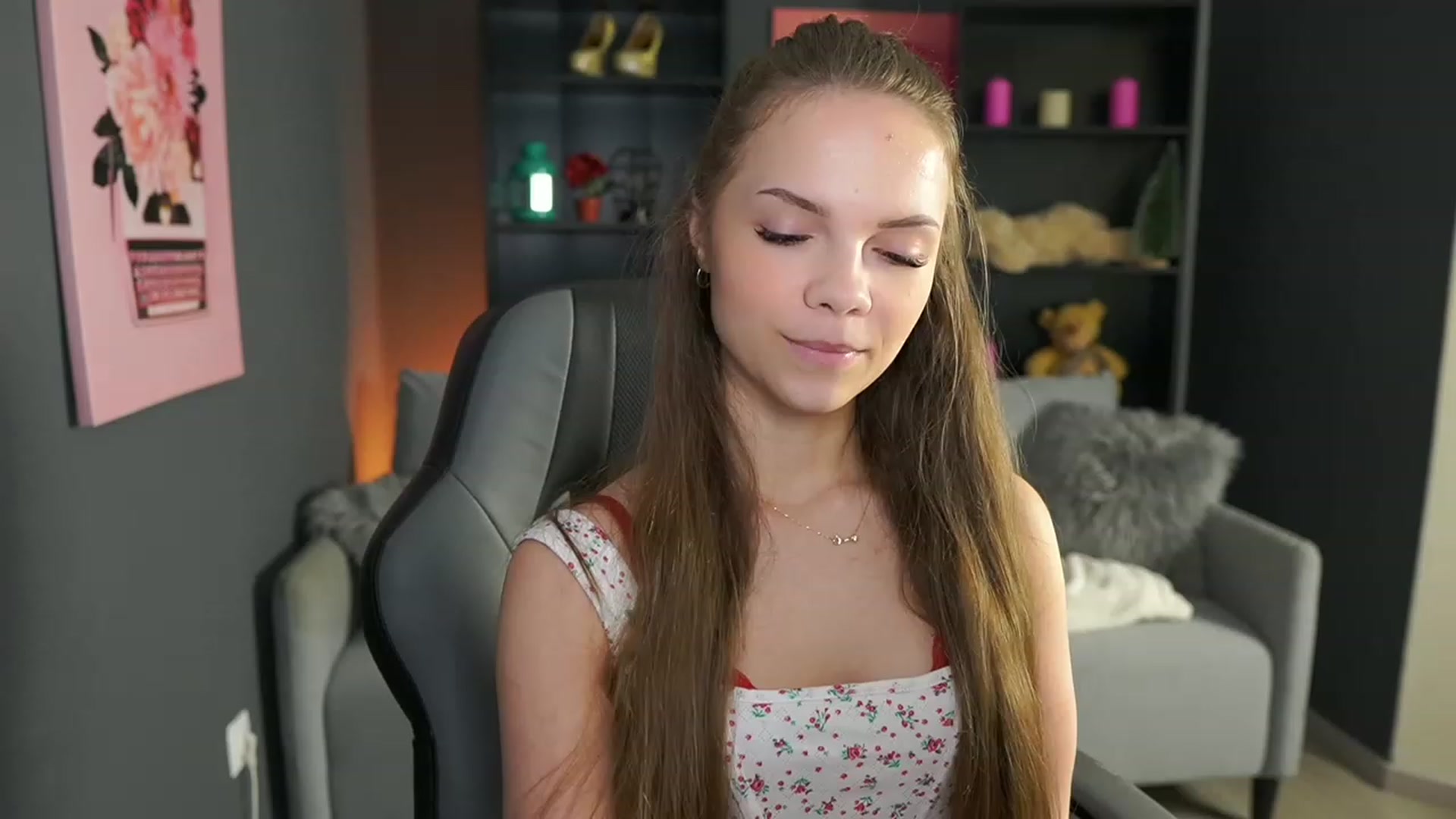 Gallery image thumbnail from Natasha_Malk's myfreecams stream on, 01/27/2024, 15:01 image 15 of 20