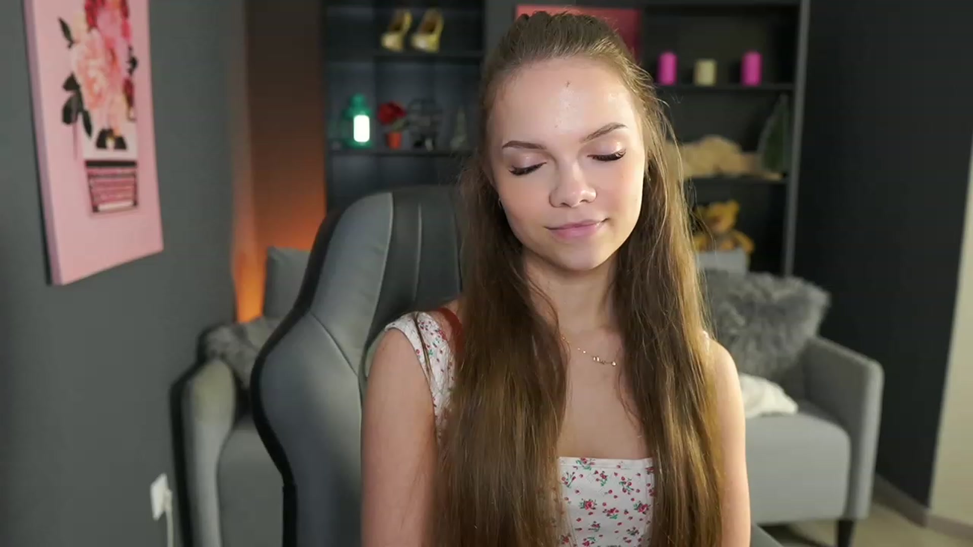 Gallery image thumbnail from Natasha_Malk's myfreecams stream on, 01/27/2024, 15:01 image 13 of 20
