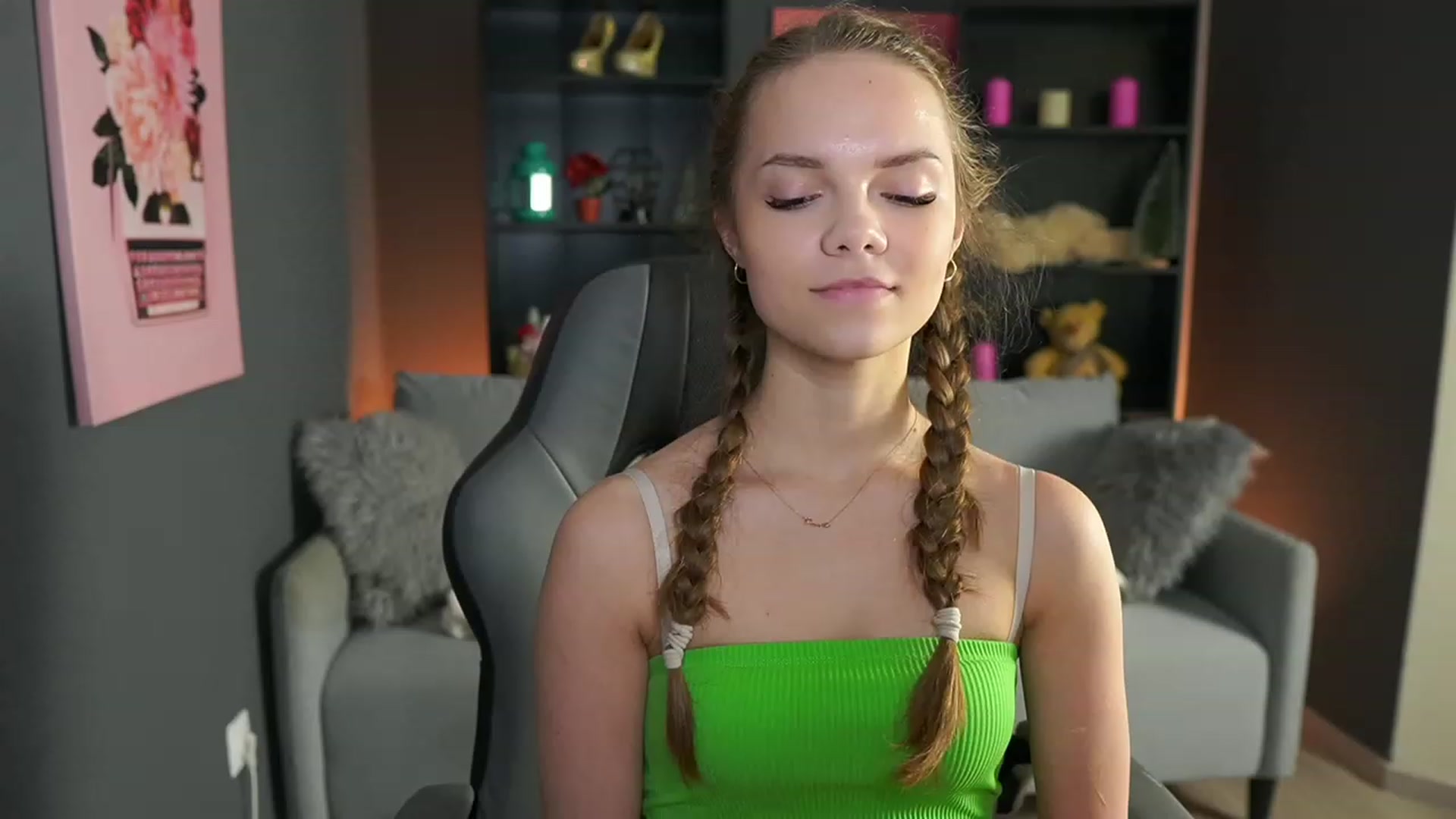 Gallery image thumbnail from Natasha_Malk's myfreecams stream on, 01/28/2024, 14:37 image 3 of 20