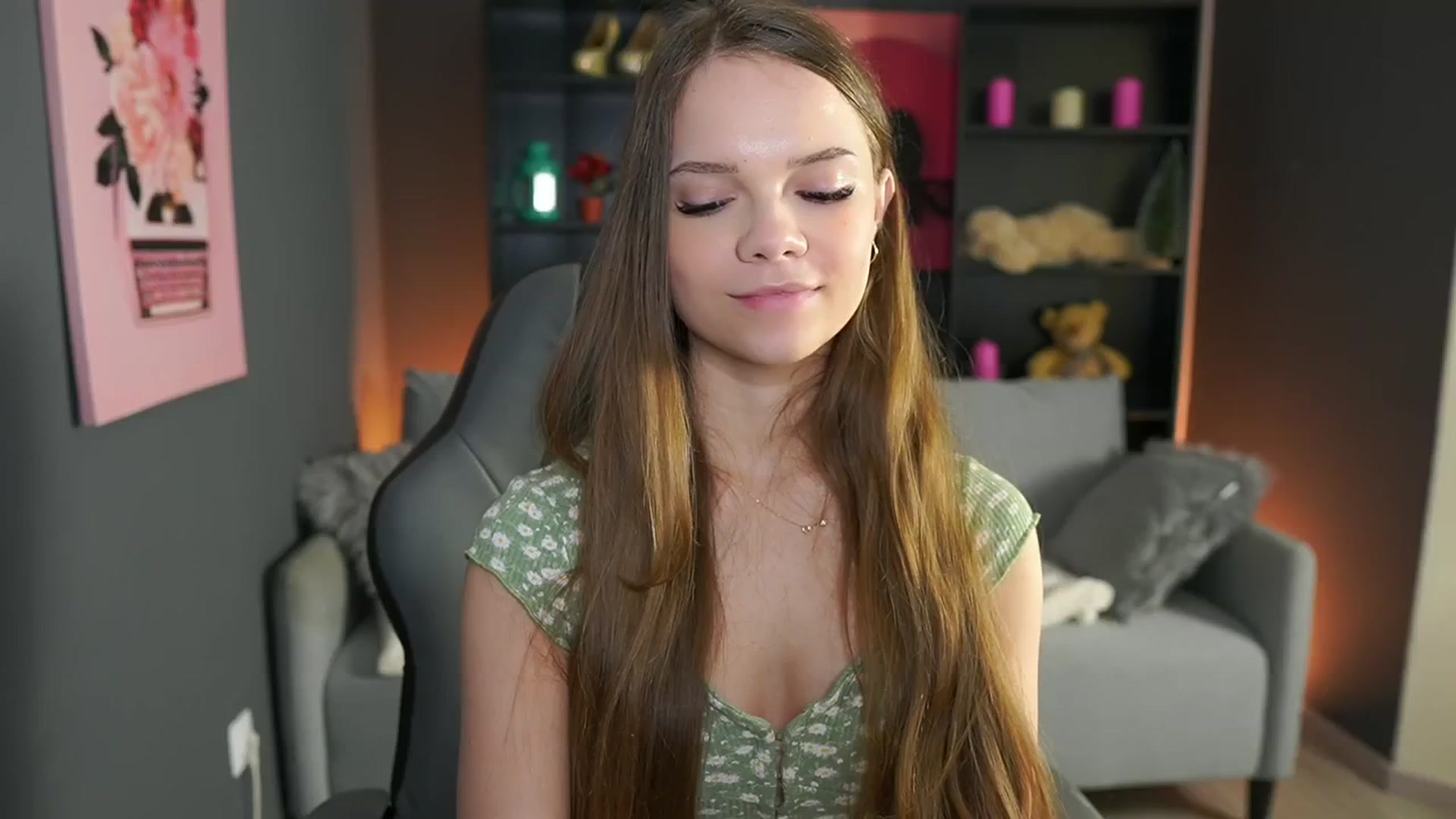 Gallery image thumbnail from Natasha_Malk's myfreecams stream on, 02/09/2024, 12:04 image 9 of 20