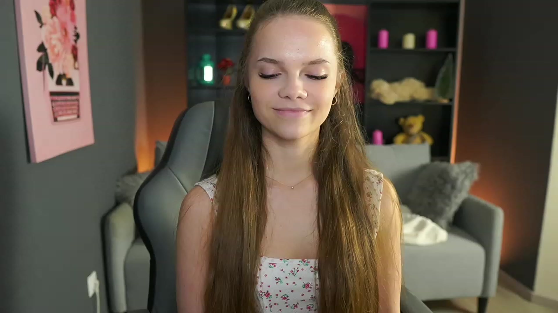Gallery image thumbnail from Natasha_Malk's myfreecams stream on, 02/11/2024, 19:11 image 3 of 20