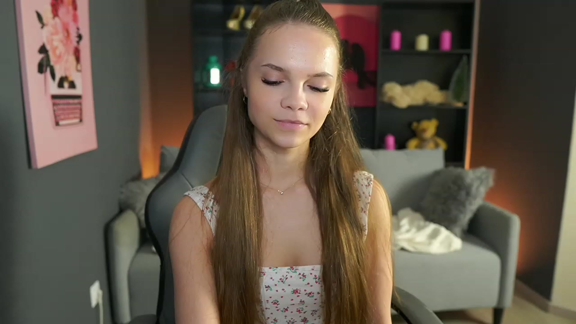 Gallery image thumbnail from Natasha_Malk's myfreecams stream on, 02/11/2024, 19:11 image 10 of 20