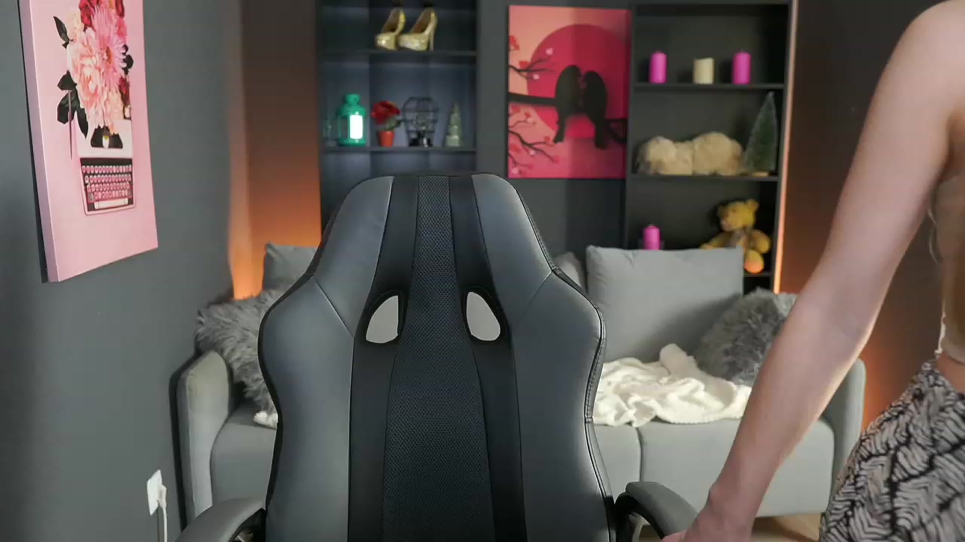 Gallery image thumbnail from Natasha_Malk's myfreecams stream on, 02/16/2024, 15:29 image 5 of 20