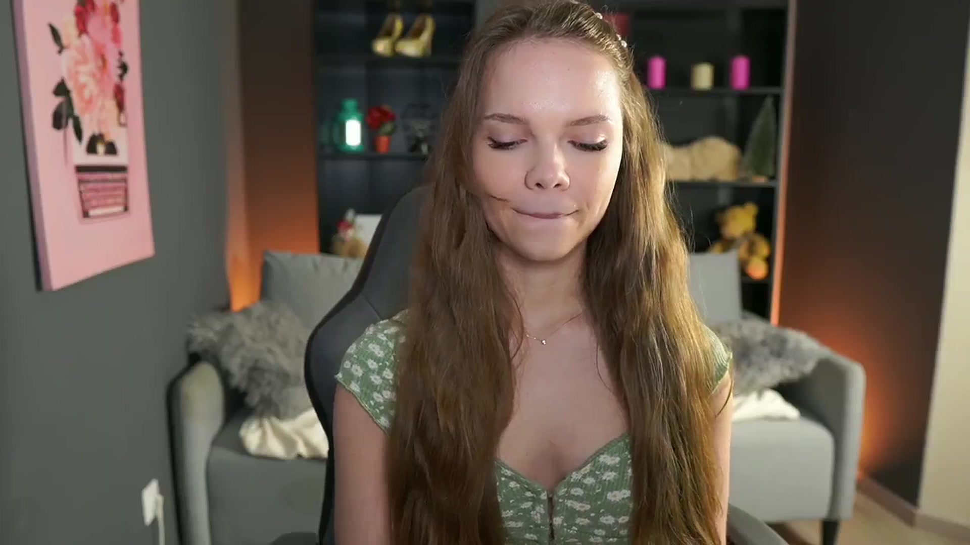 Gallery image thumbnail from Natasha_Malk's myfreecams stream on, 03/14/2024, 18:00 image 13 of 20