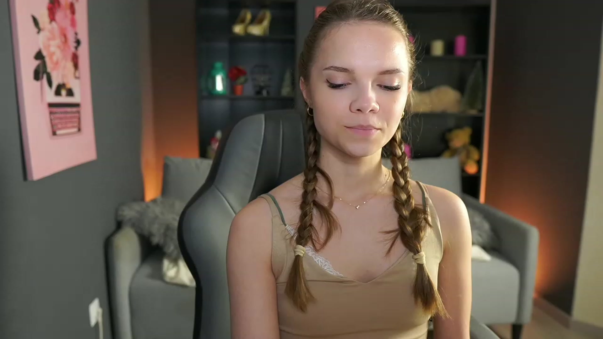 Gallery image thumbnail from Natasha_Malk's myfreecams stream on, 03/16/2024, 18:36 image 1 of 20