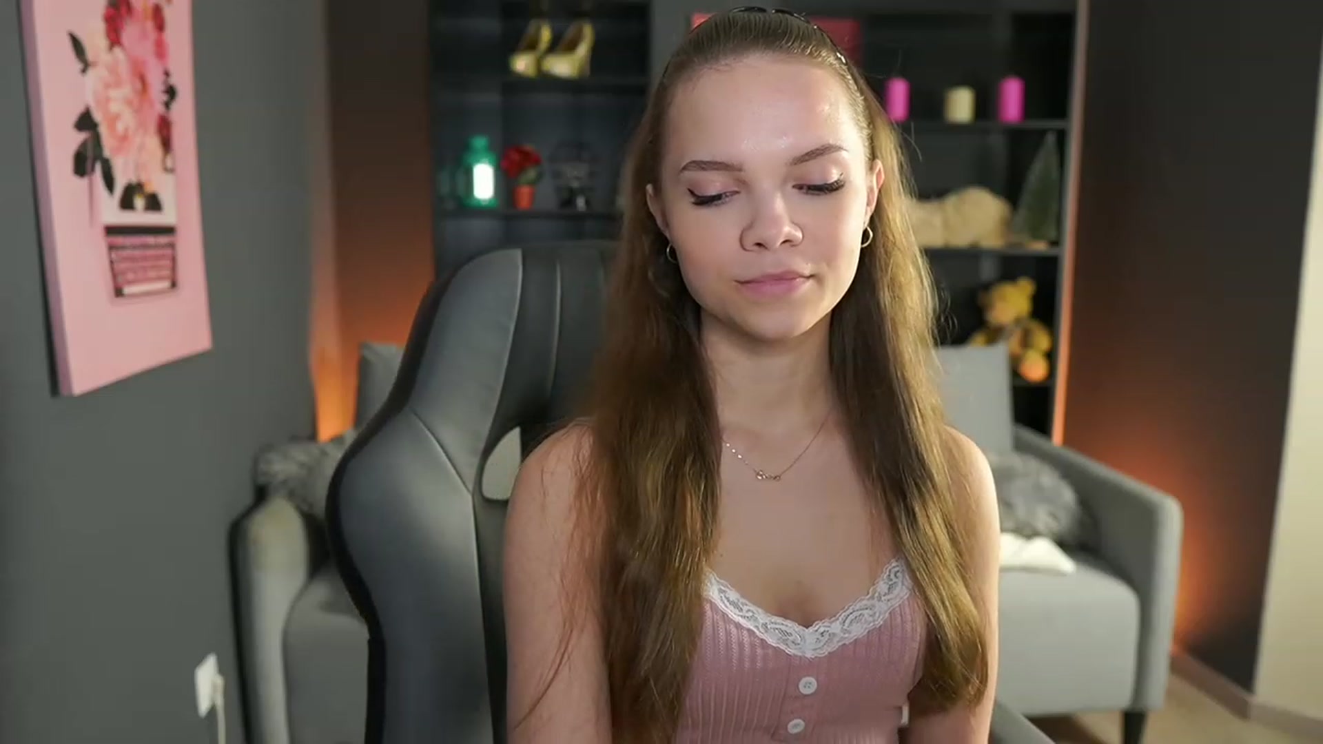 Gallery image thumbnail from Natasha_Malk's myfreecams stream on, 03/17/2024, 13:38 image 10 of 20