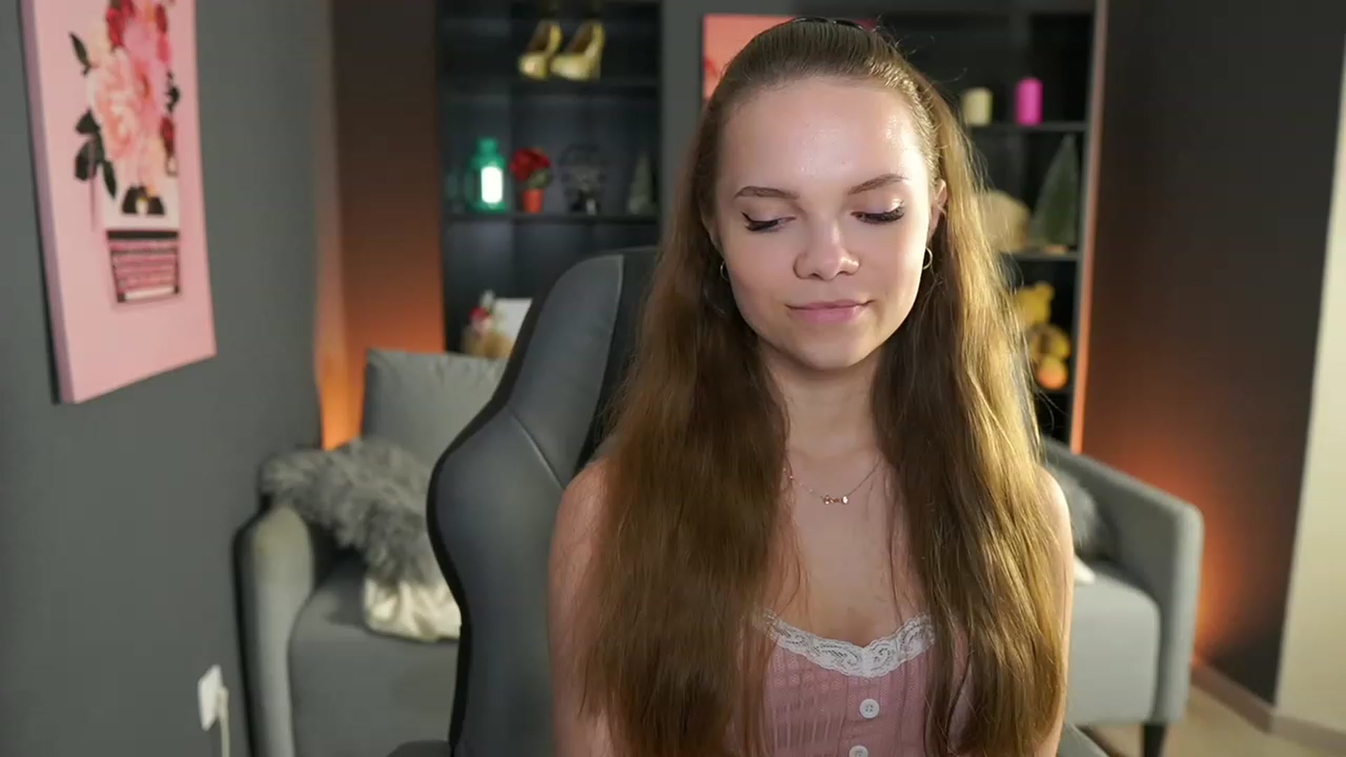 Gallery image thumbnail from Natasha_Malk's myfreecams stream on, 03/17/2024, 17:35 image 2 of 20