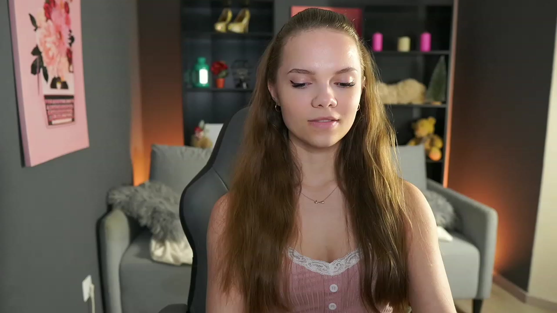 Gallery image thumbnail from Natasha_Malk's myfreecams stream on, 03/17/2024, 17:35 image 4 of 20