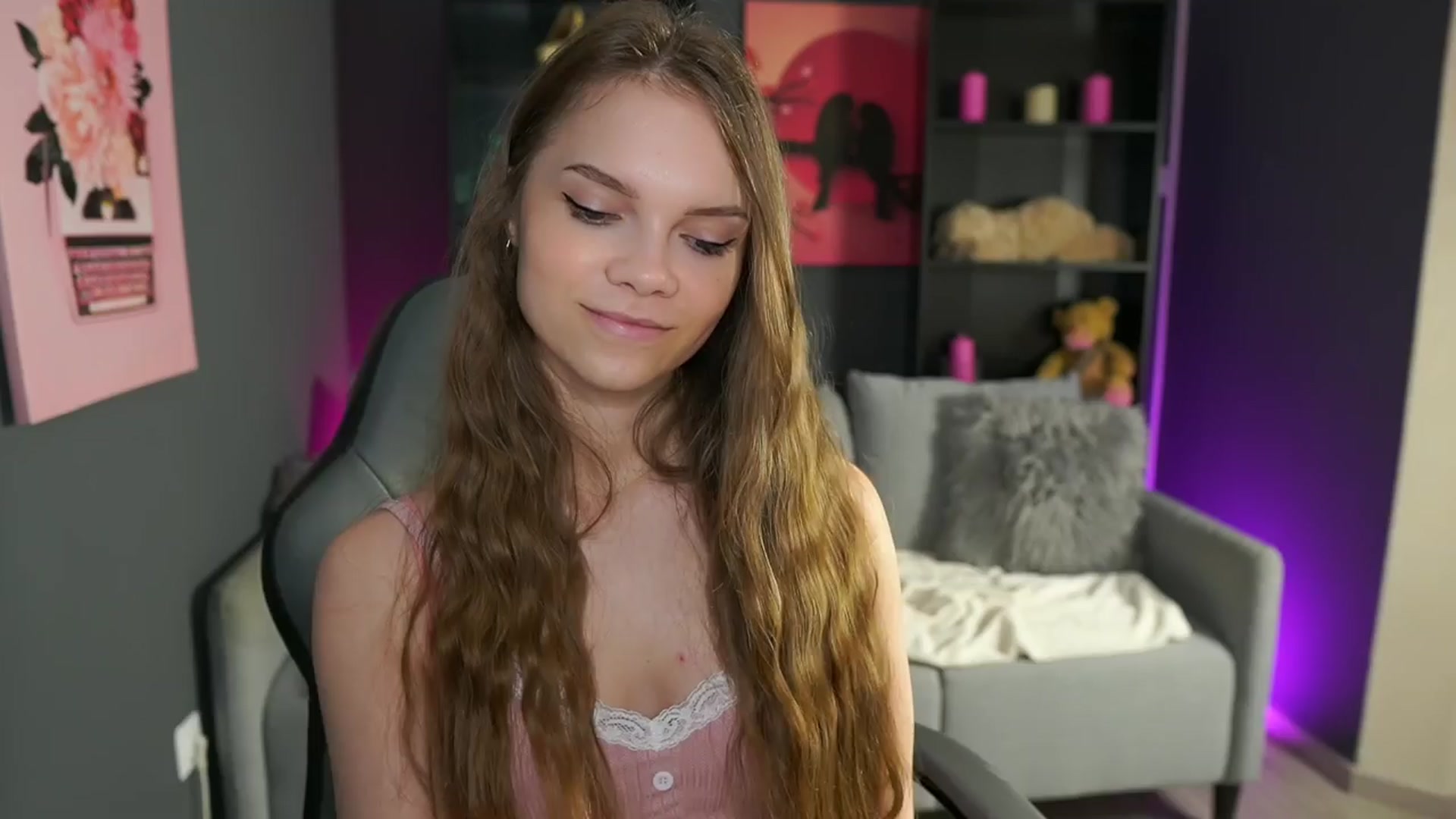 Gallery image thumbnail from Natasha_Malk's myfreecams stream on, 03/28/2024, 17:45 image 18 of 20