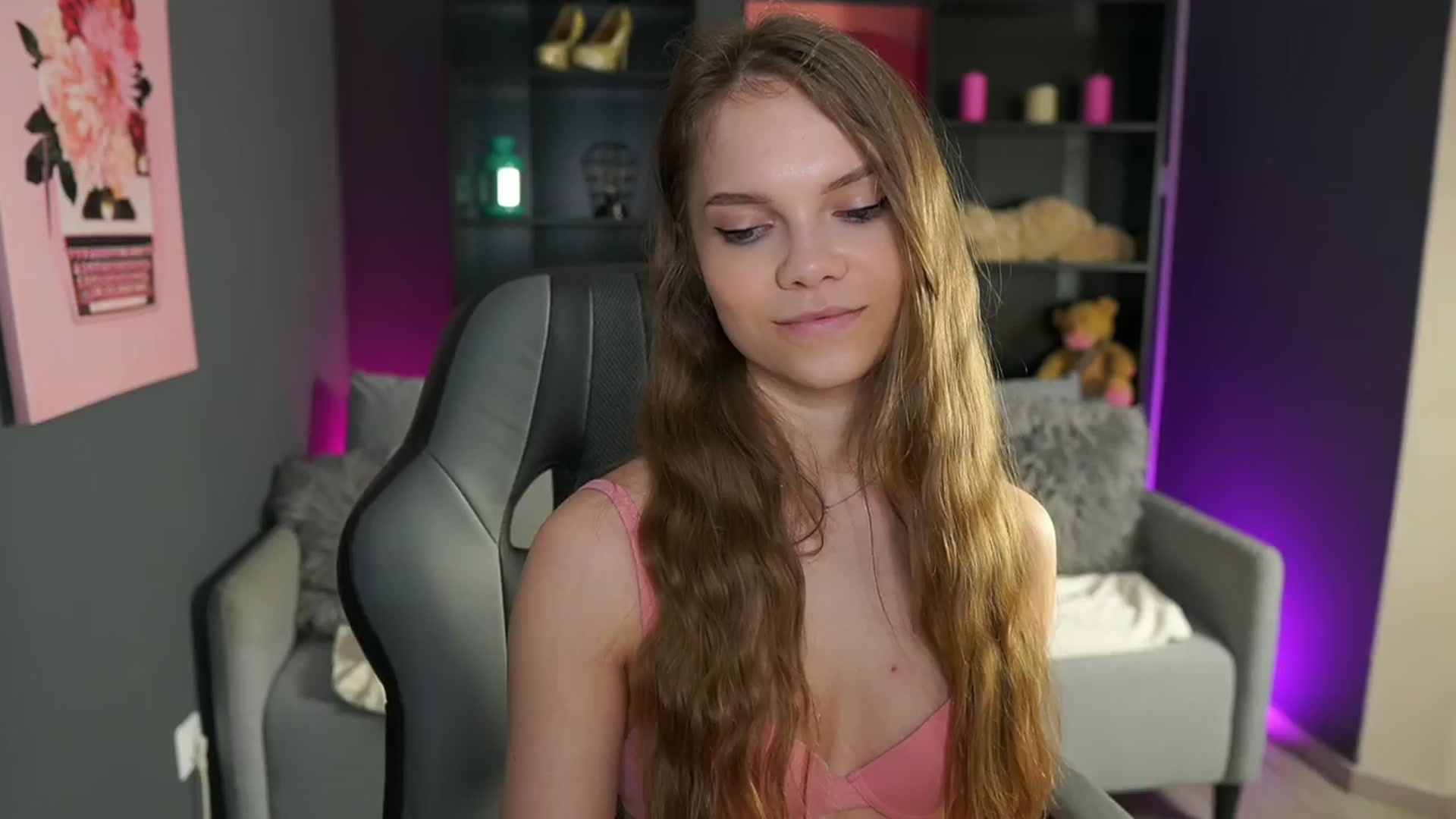 Gallery image thumbnail from Natasha_Malk's myfreecams stream on, 03/28/2024, 19:20 image 20 of 20