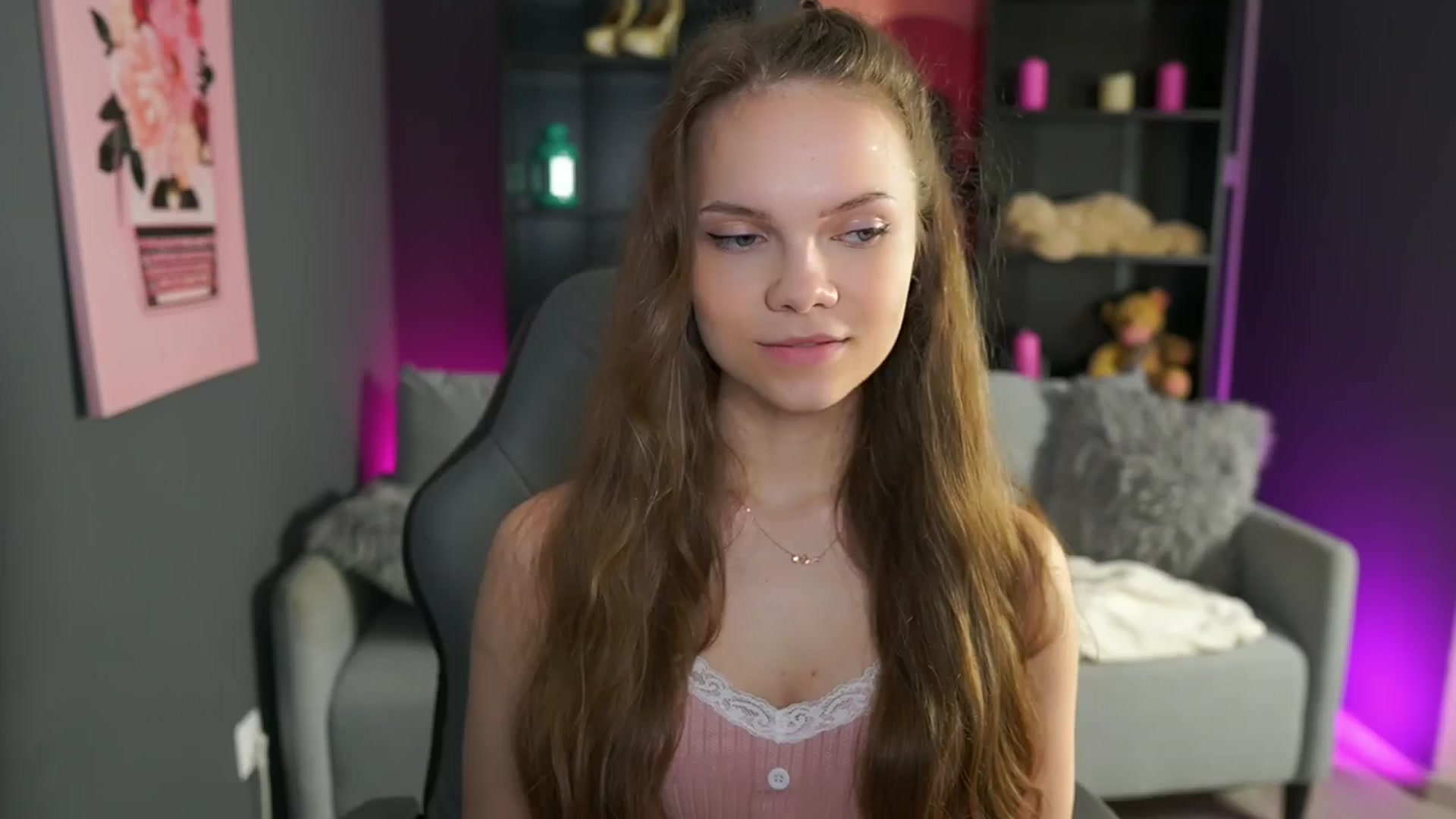 Gallery image thumbnail from Natasha_Malk's myfreecams stream on, 04/04/2024, 16:22 image 4 of 20