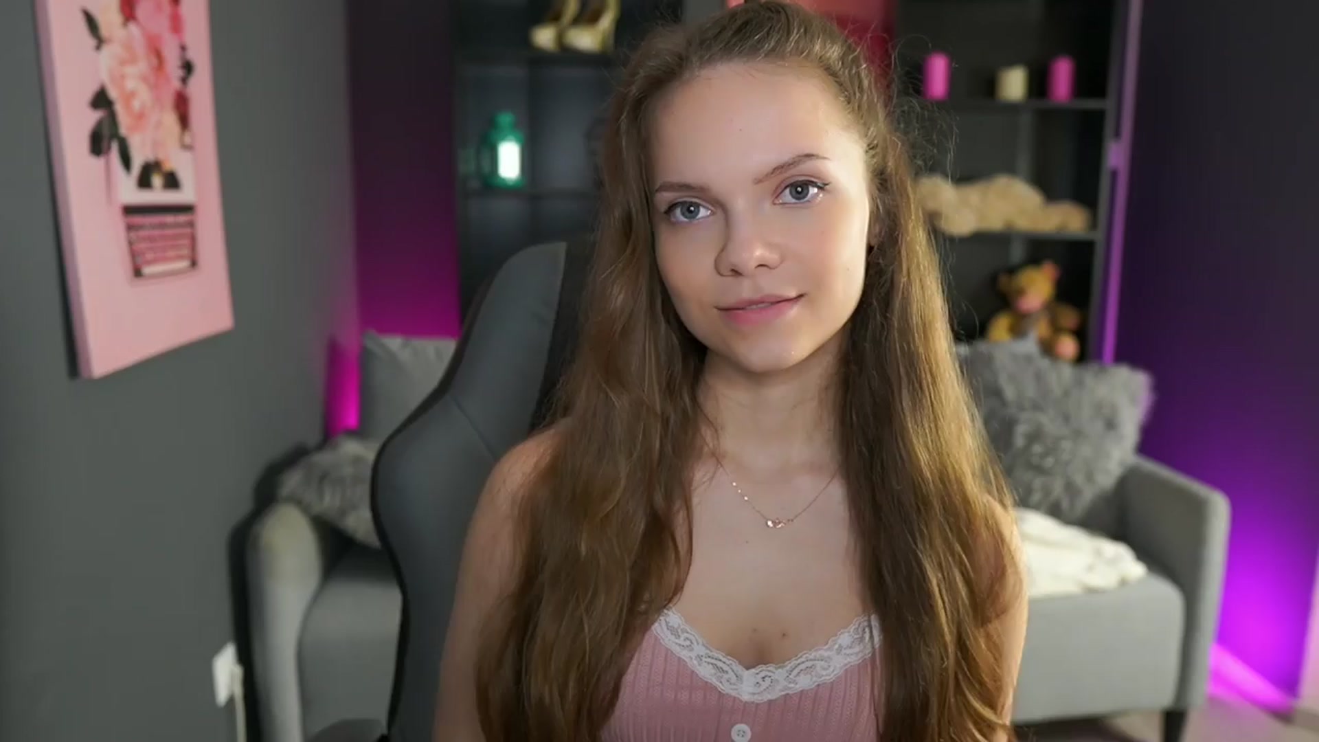 Gallery image thumbnail from Natasha_Malk's myfreecams stream on, 04/04/2024, 16:22 image 6 of 20