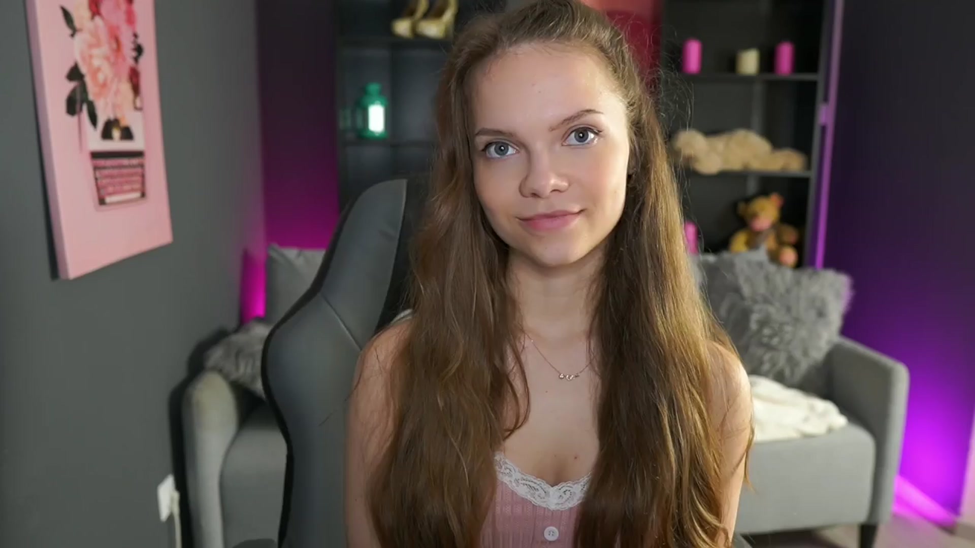 Gallery image thumbnail from Natasha_Malk's myfreecams stream on, 04/04/2024, 16:22 image 9 of 20