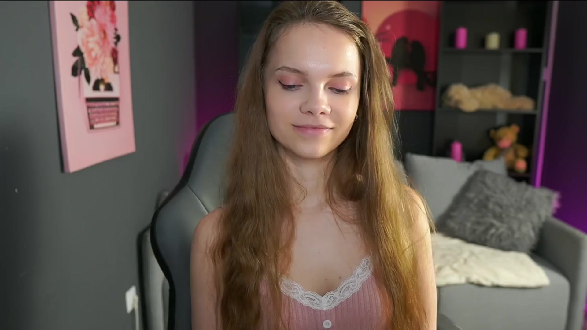 Gallery image thumbnail from Natasha_Malk's myfreecams stream on, 04/06/2024, 12:20 image 15 of 20