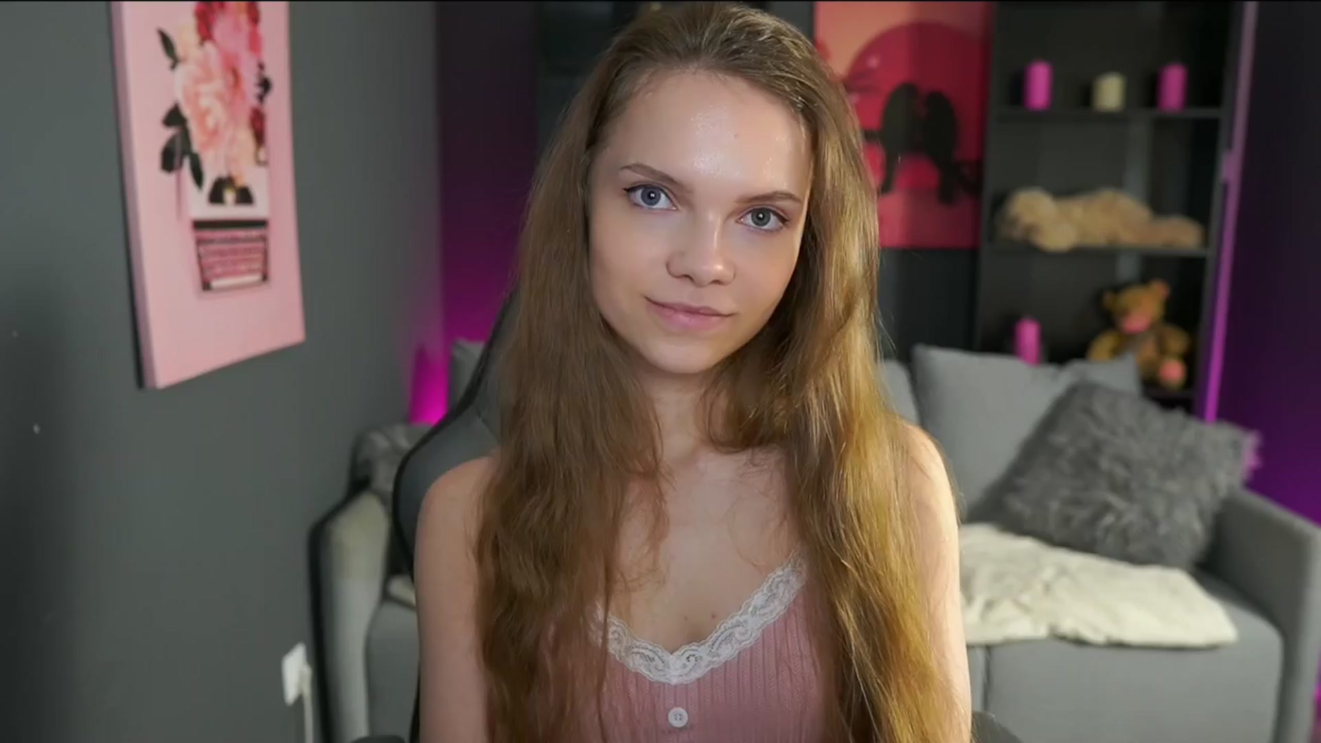 Gallery image thumbnail from Natasha_Malk's myfreecams stream on, 04/06/2024, 12:20 image 10 of 20