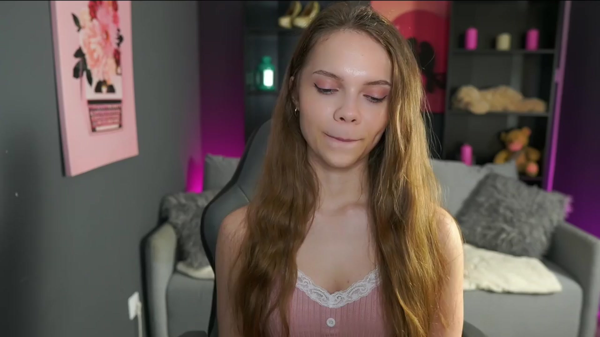 Gallery image thumbnail from Natasha_Malk's myfreecams stream on, 04/06/2024, 15:56 image 20 of 20