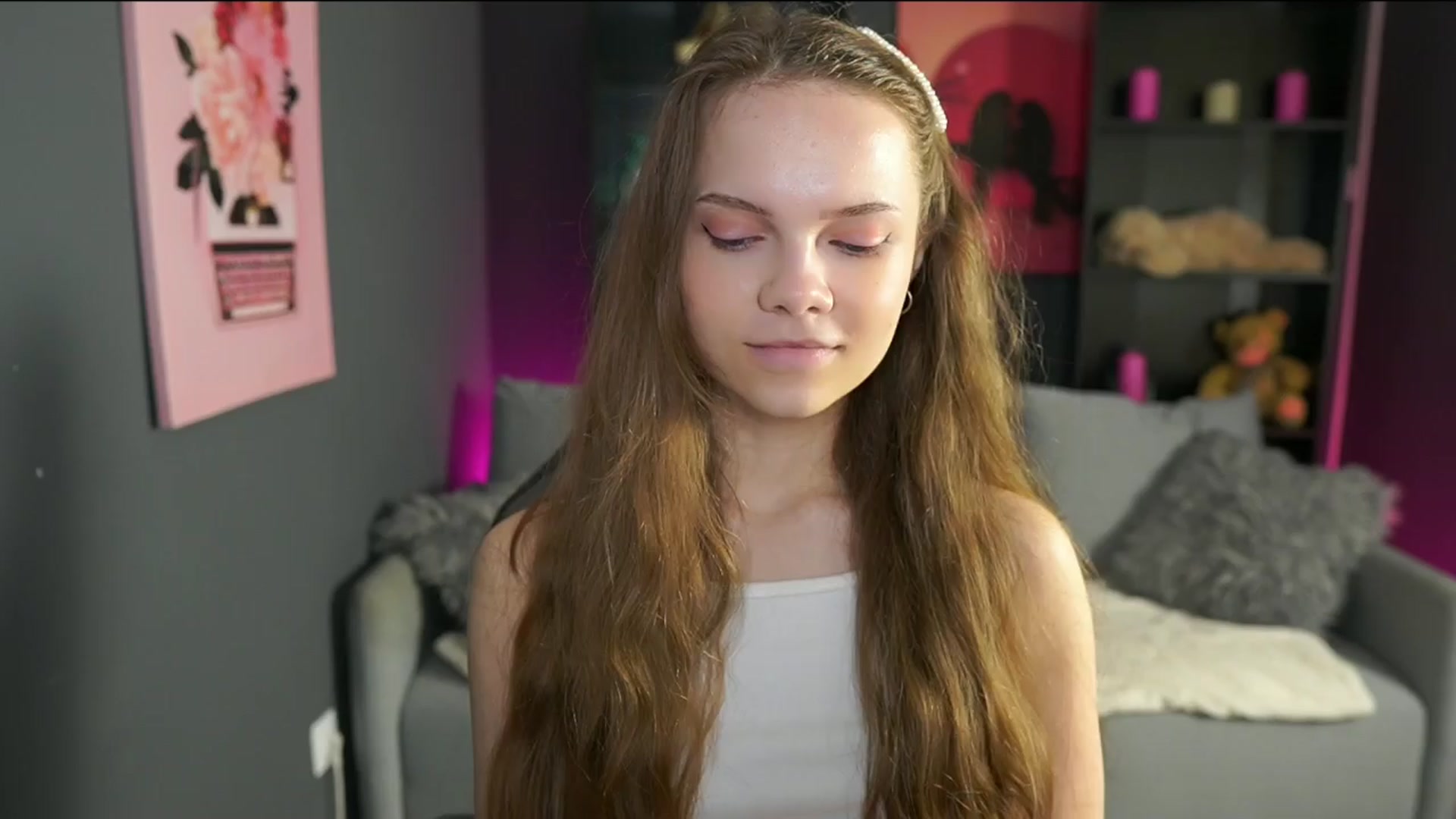 Gallery image thumbnail from Natasha_Malk's myfreecams stream on, 04/07/2024, 09:39 image 13 of 20