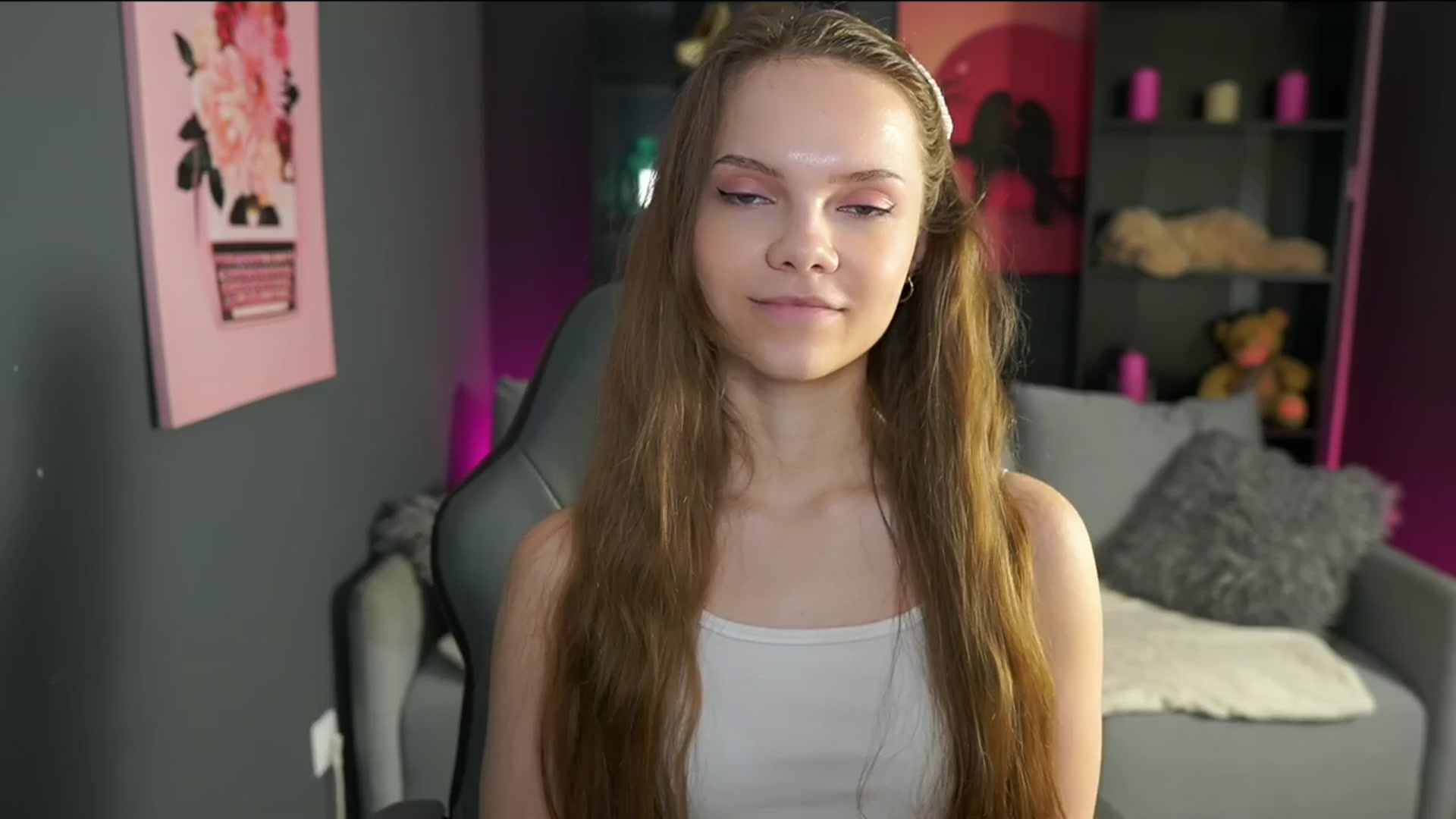 Gallery image thumbnail from Natasha_Malk's myfreecams stream on, 04/07/2024, 12:14 image 4 of 20