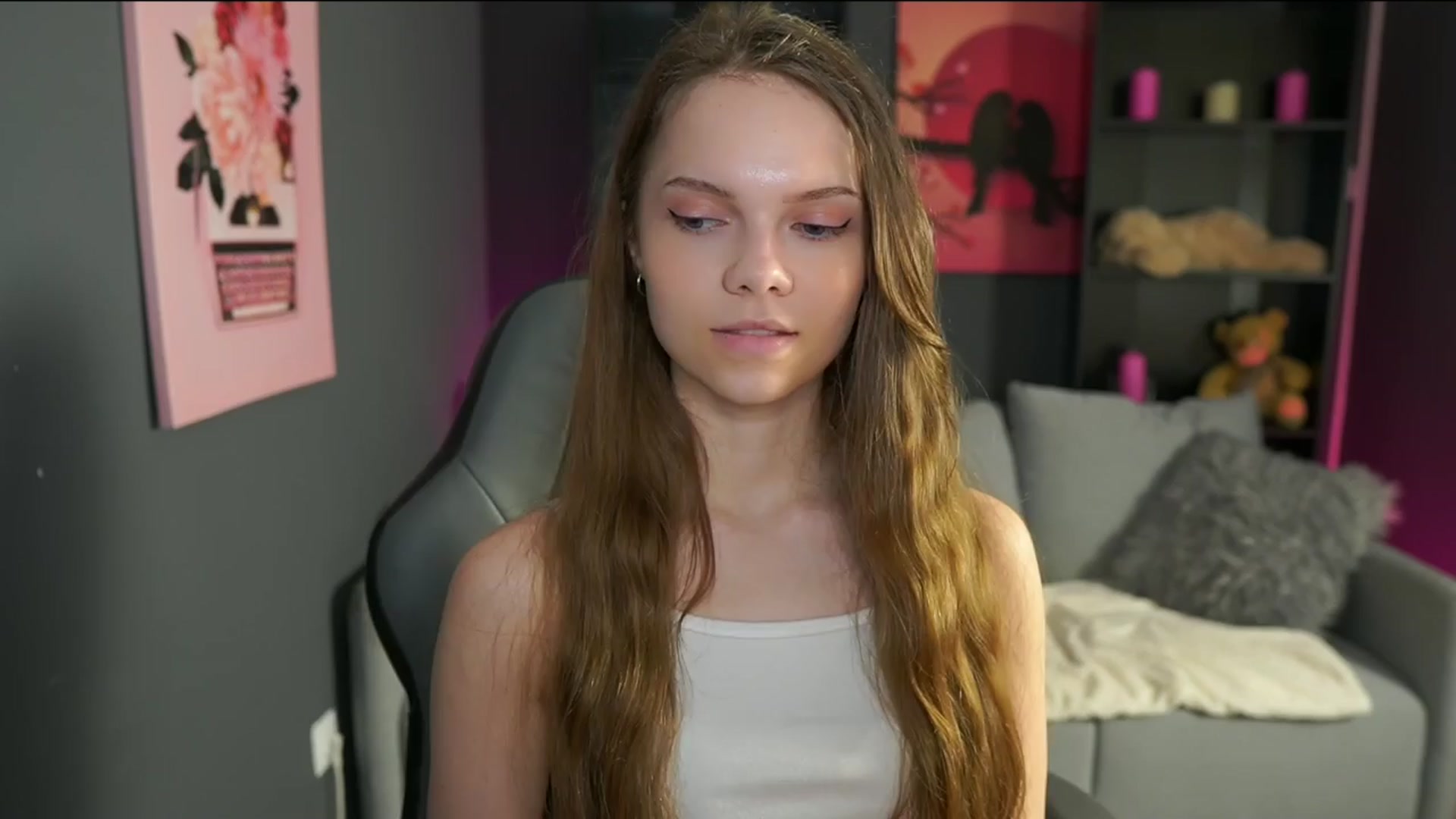 Gallery image thumbnail from Natasha_Malk's myfreecams stream on, 04/07/2024, 18:10 image 6 of 20
