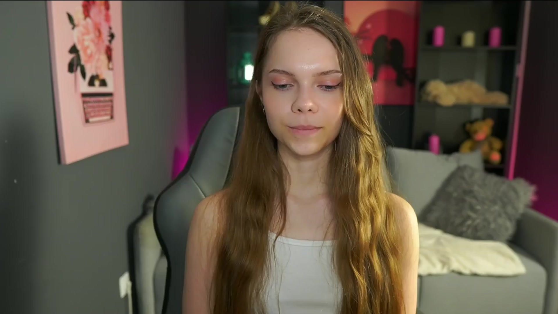 Gallery image thumbnail from Natasha_Malk's myfreecams stream on, 04/07/2024, 18:10 image 8 of 20