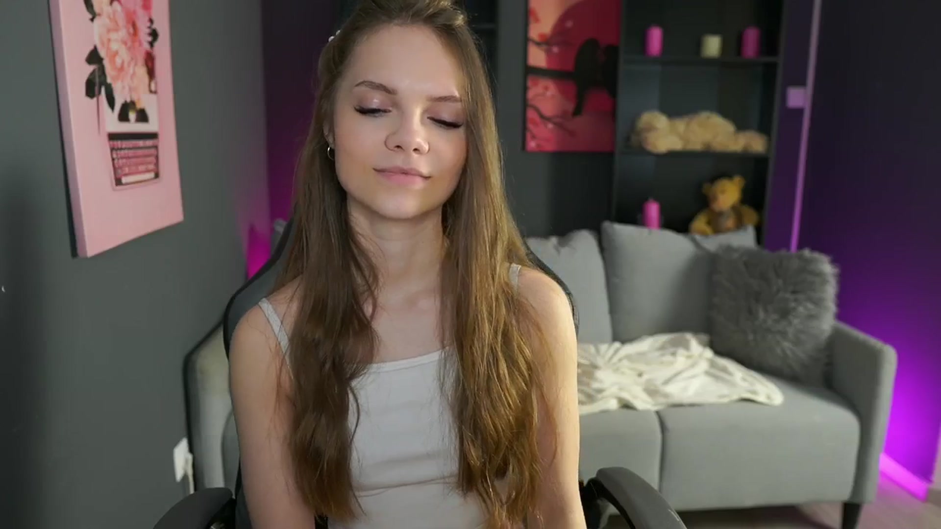 Gallery image thumbnail from Natasha_Malk's myfreecams stream on, 04/17/2024, 16:09 image 10 of 20