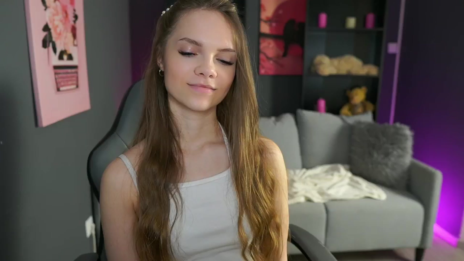 Gallery image thumbnail from Natasha_Malk's myfreecams stream on, 04/17/2024, 16:09 image 8 of 20