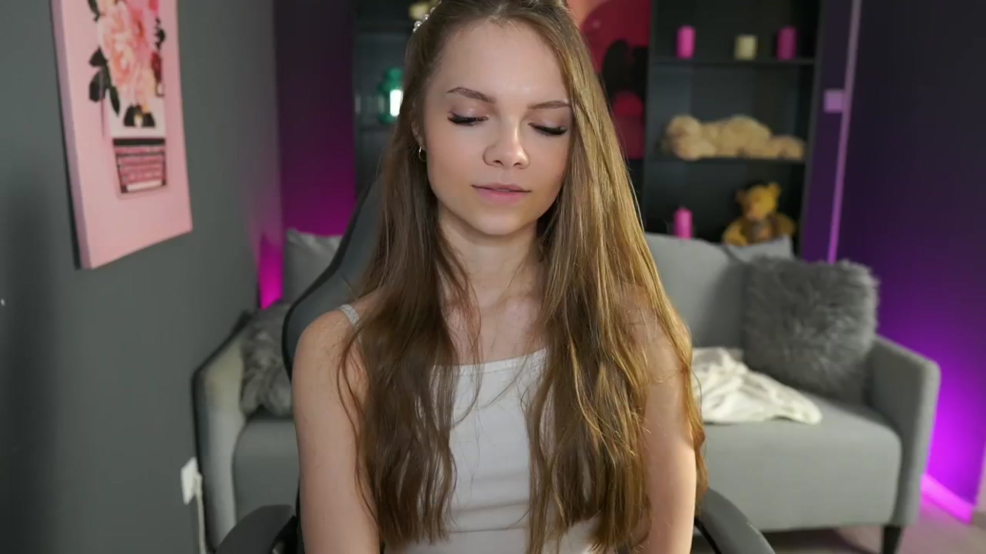 Gallery image thumbnail from Natasha_Malk's myfreecams stream on, 04/17/2024, 16:09 image 2 of 20