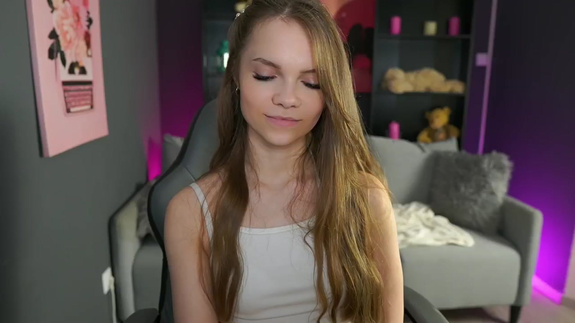 Gallery image thumbnail from Natasha_Malk's myfreecams stream on, 04/17/2024, 17:54 image 11 of 20