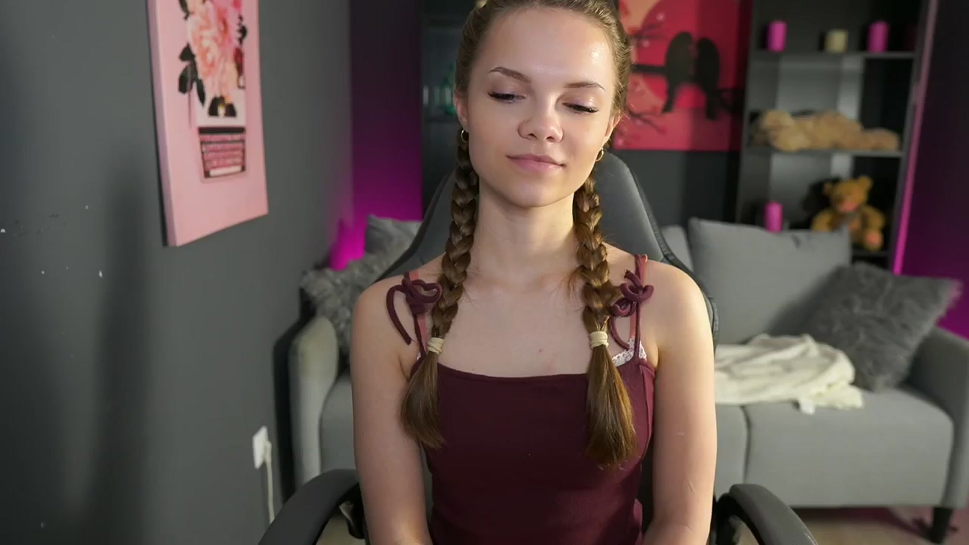 Gallery image thumbnail from Natasha_Malk's myfreecams stream on, 04/21/2024, 13:53 image 12 of 20