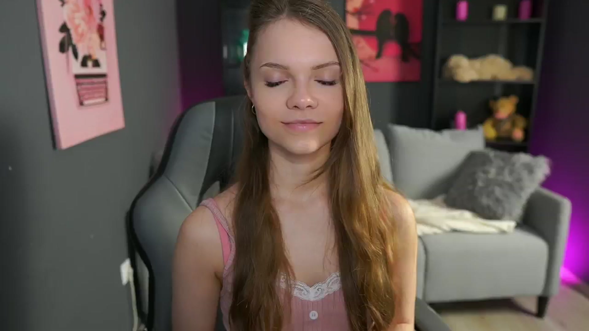 Gallery image thumbnail from Natasha_Malk's myfreecams stream on, 04/28/2024, 14:38 image 4 of 20