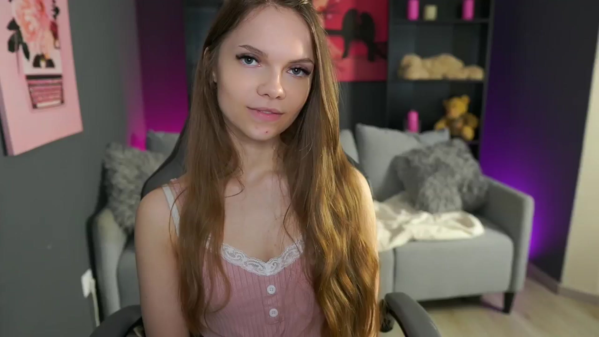 Gallery image thumbnail from Natasha_Malk's myfreecams stream on, 05/04/2024, 11:53 image 2 of 20