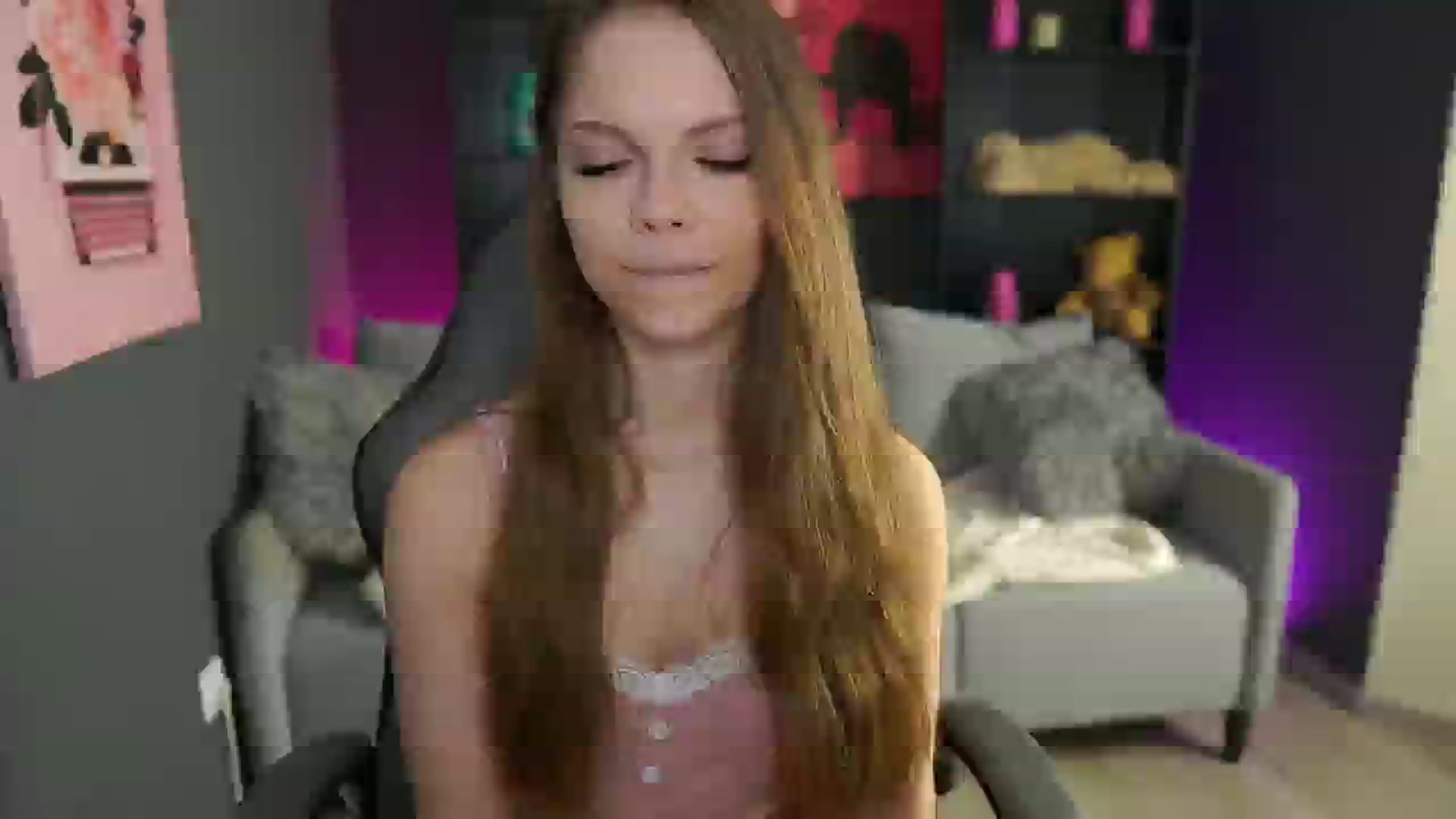 Gallery image thumbnail from Natasha_Malk's myfreecams stream on, 05/04/2024, 14:32 image 12 of 20