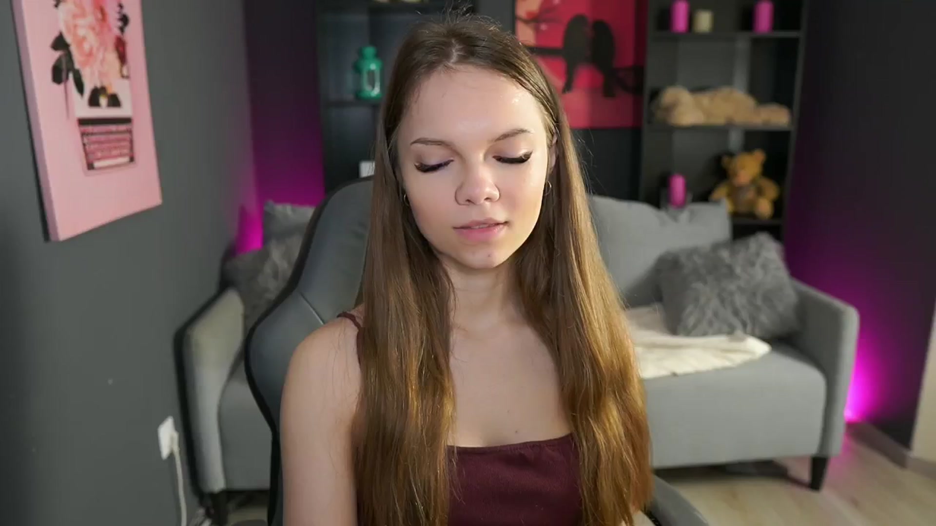Gallery image thumbnail from Natasha_Malk's myfreecams stream on, 05/05/2024, 09:03 image 17 of 20