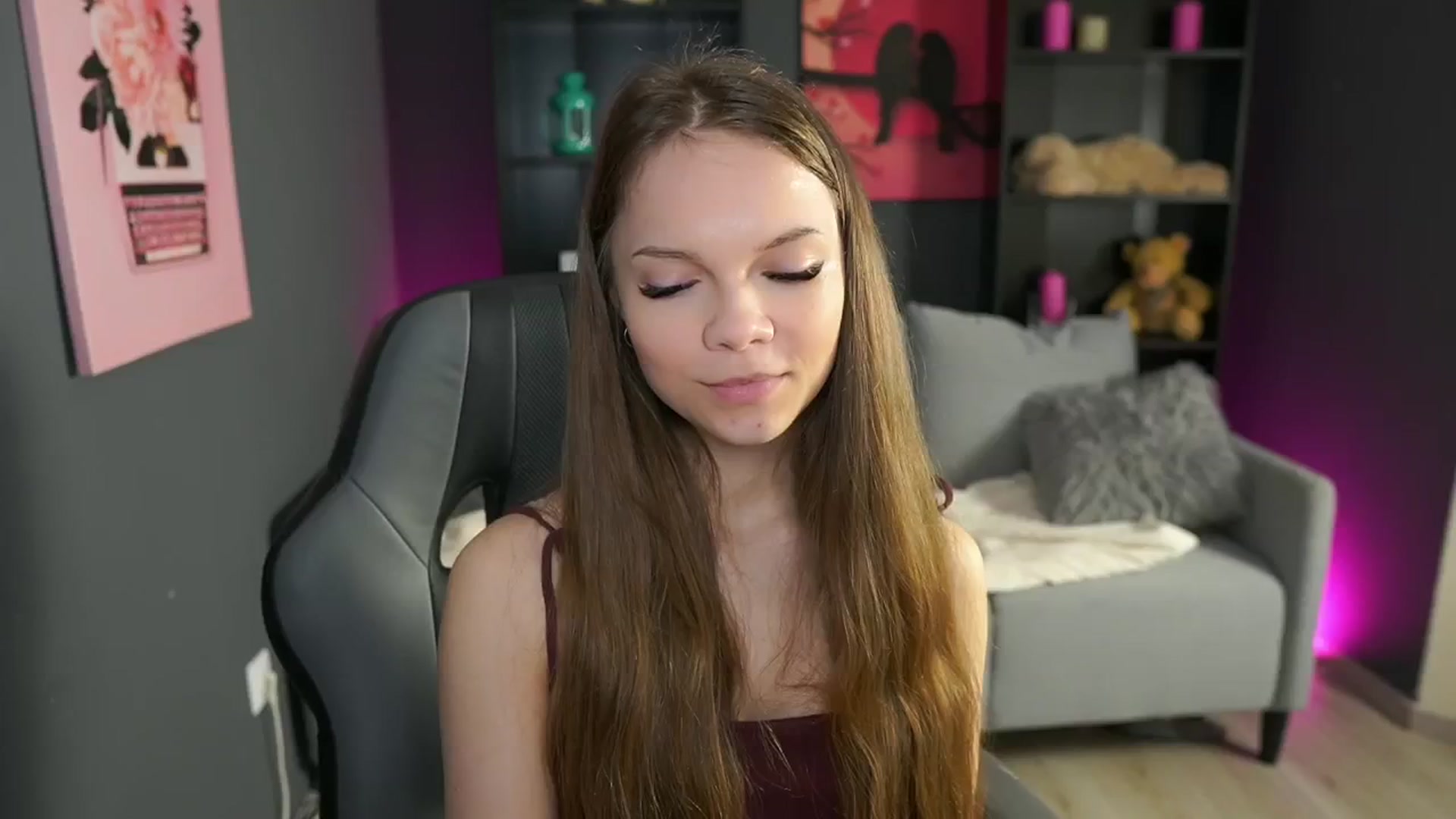Gallery image thumbnail from Natasha_Malk's myfreecams stream on, 05/05/2024, 09:03 image 10 of 20