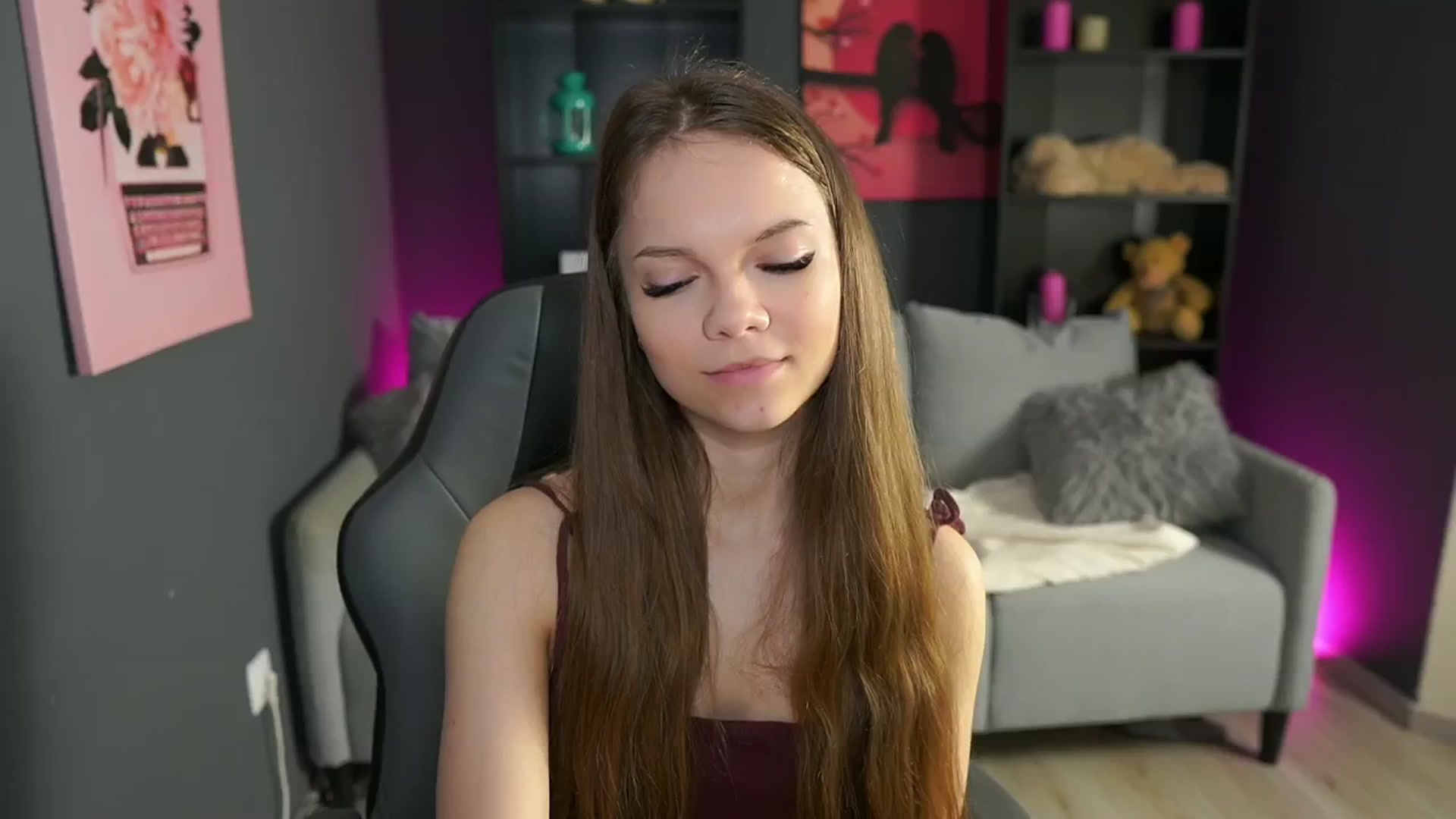 Gallery image thumbnail from Natasha_Malk's myfreecams stream on, 05/05/2024, 09:03 image 9 of 20