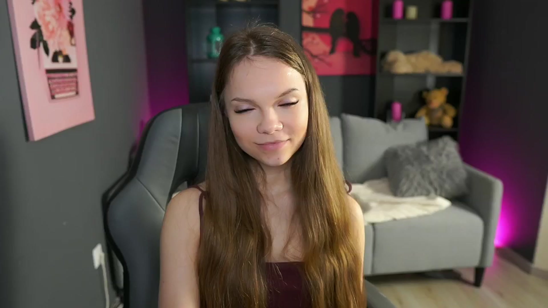 Gallery image thumbnail from Natasha_Malk's myfreecams stream on, 05/05/2024, 09:03 image 12 of 20