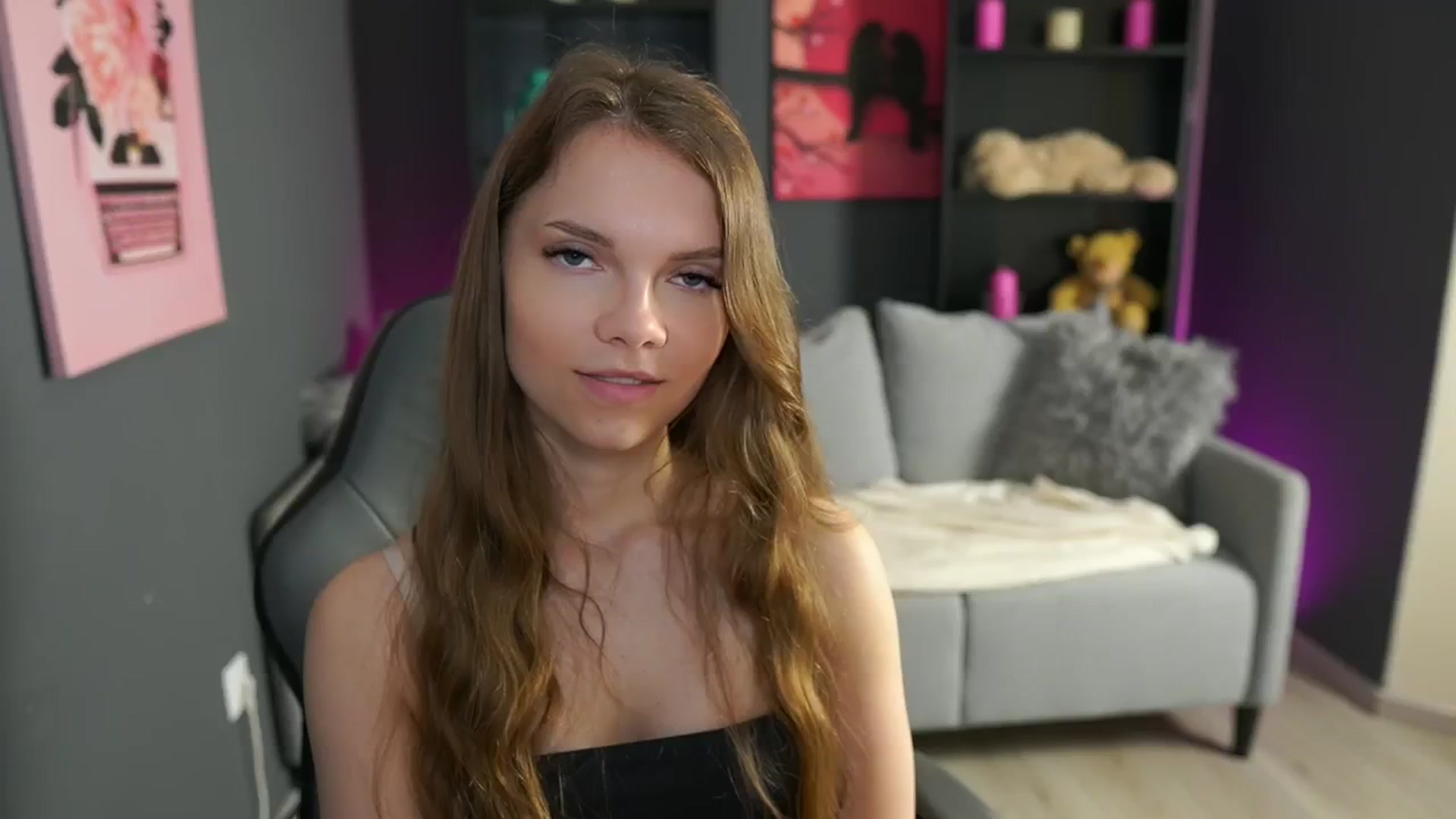 Gallery image thumbnail from Natasha_Malk's myfreecams stream on, 05/09/2024, 14:32 image 19 of 20