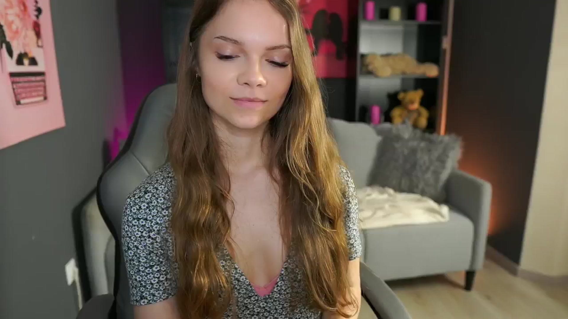 Gallery image thumbnail from Natasha_Malk's myfreecams stream on, 05/10/2024, 16:16 image 12 of 20