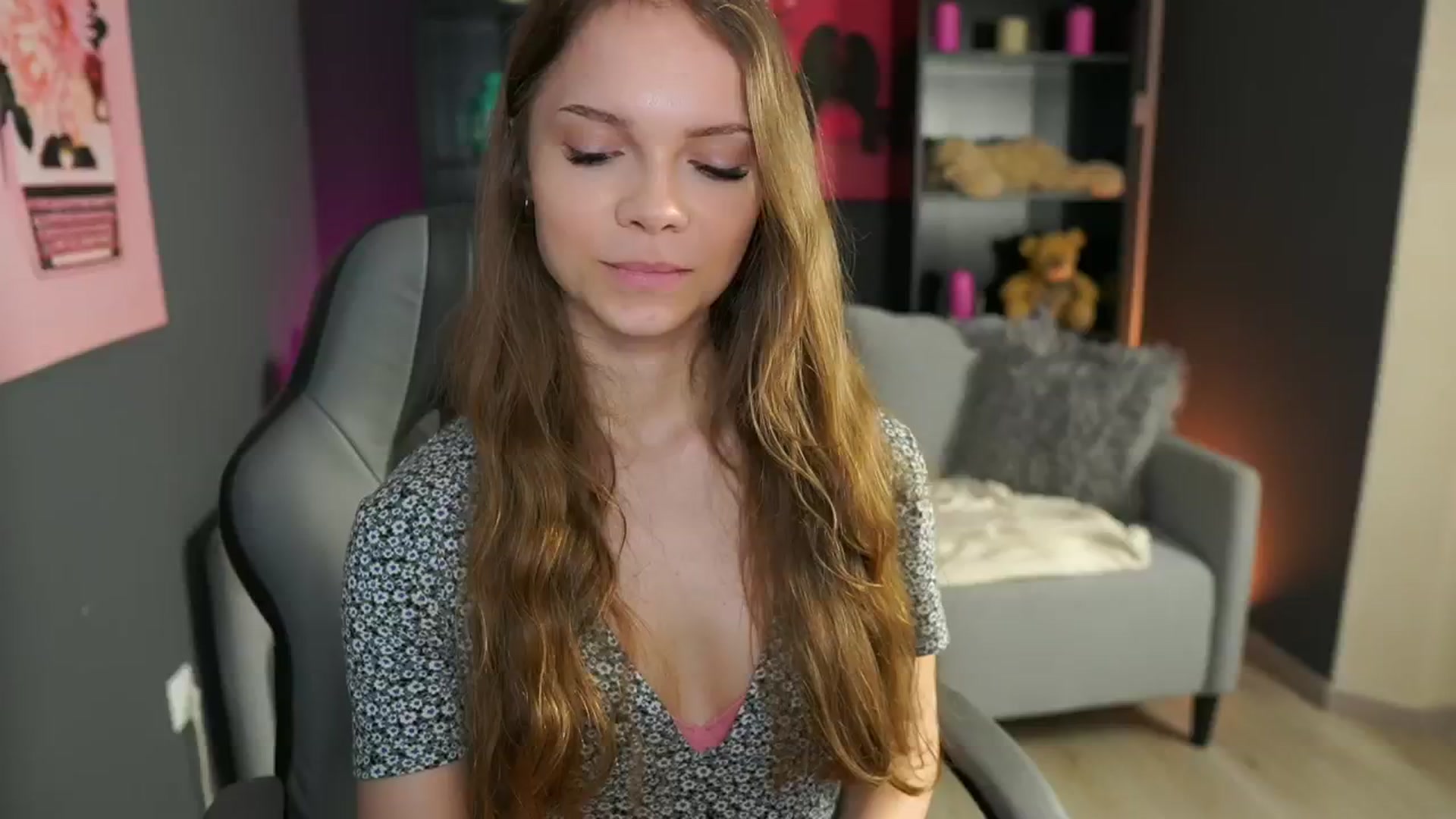 Gallery image thumbnail from Natasha_Malk's myfreecams stream on, 05/10/2024, 16:16 image 13 of 20