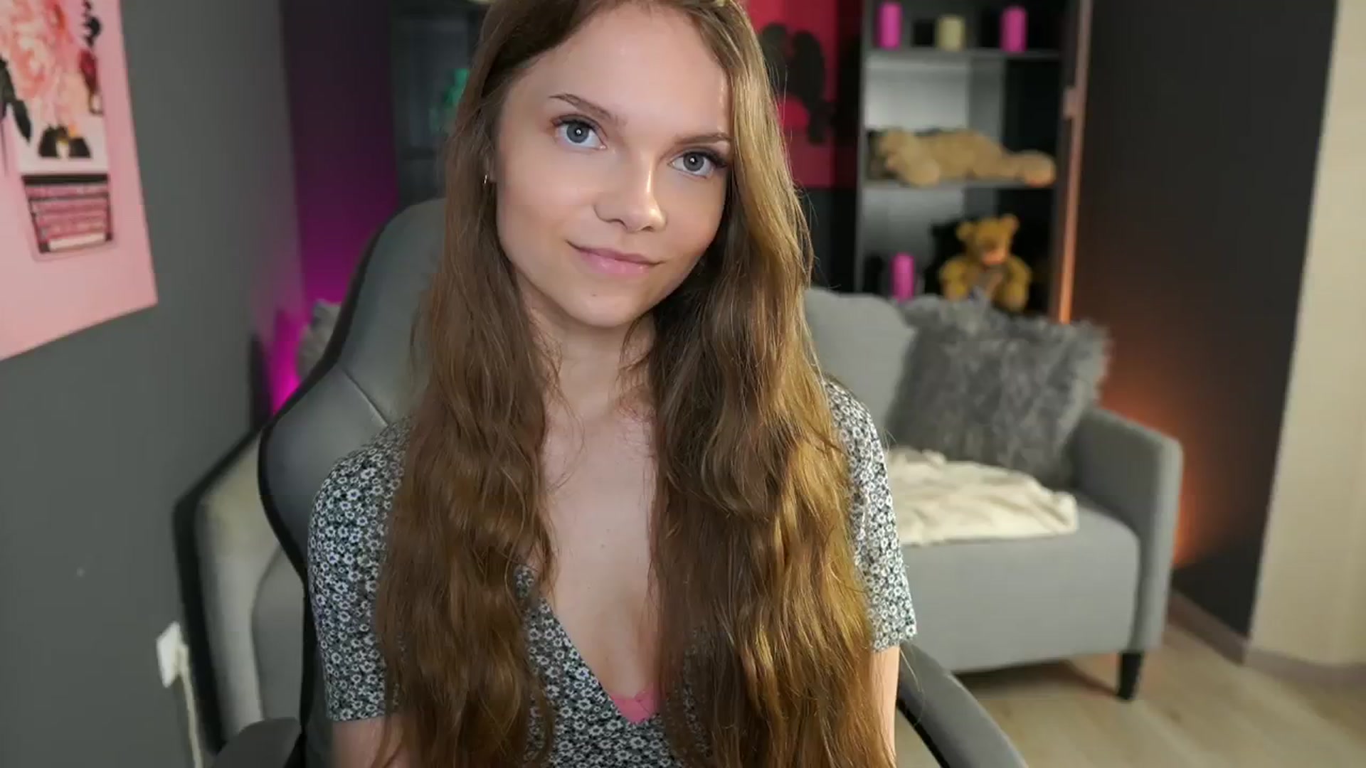 Gallery image thumbnail from Natasha_Malk's myfreecams stream on, 05/10/2024, 18:14 image 9 of 20