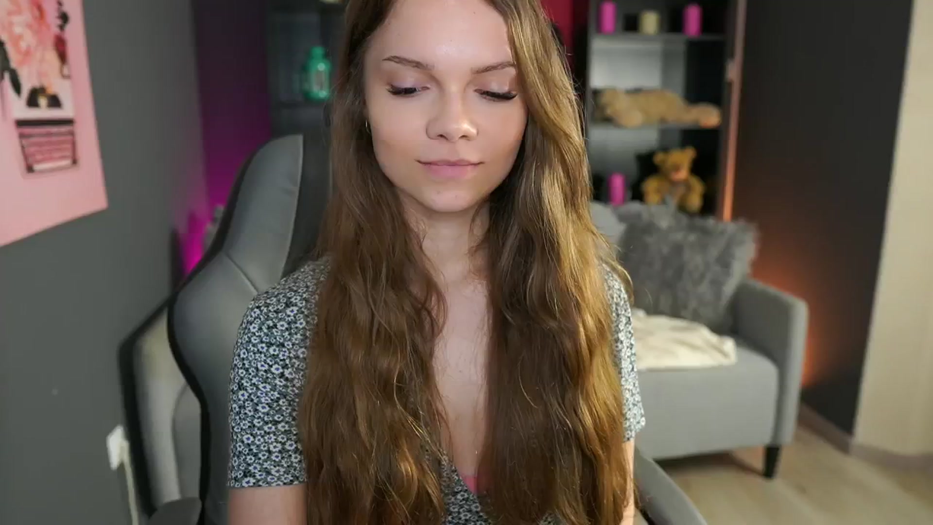 Gallery image thumbnail from Natasha_Malk's myfreecams stream on, 05/10/2024, 18:14 image 8 of 20