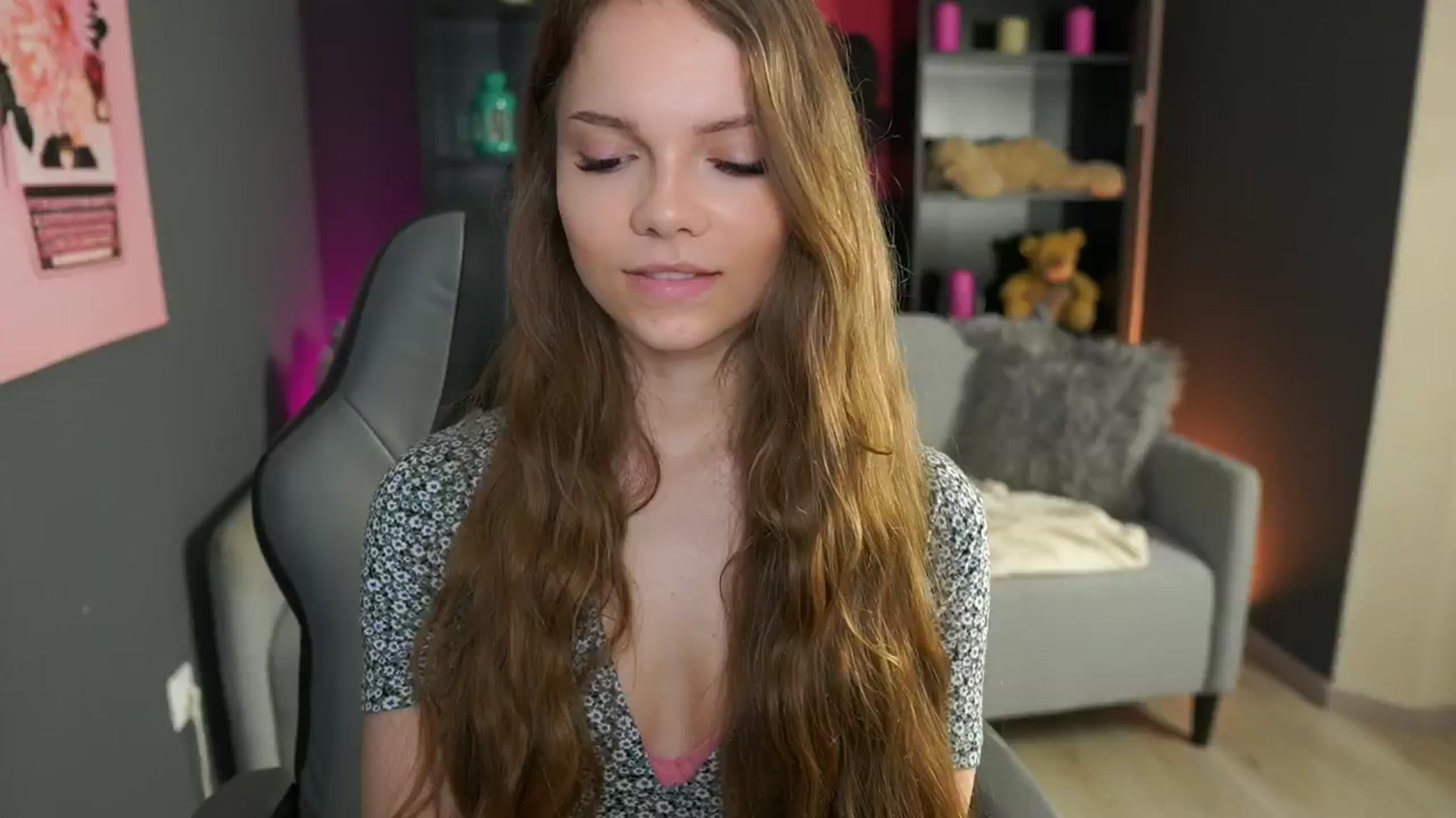 Gallery image thumbnail from Natasha_Malk's myfreecams stream on, 05/10/2024, 18:14 image 6 of 20