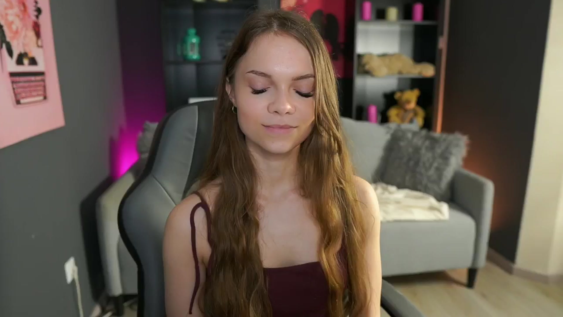 Gallery image thumbnail from Natasha_Malk's myfreecams stream on, 05/11/2024, 14:03 image 15 of 20