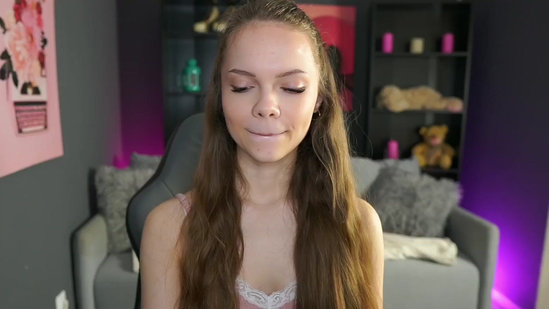 Gallery image thumbnail from Natasha_Malk's myfreecams stream on, 05/12/2024, 10:16 image 11 of 20