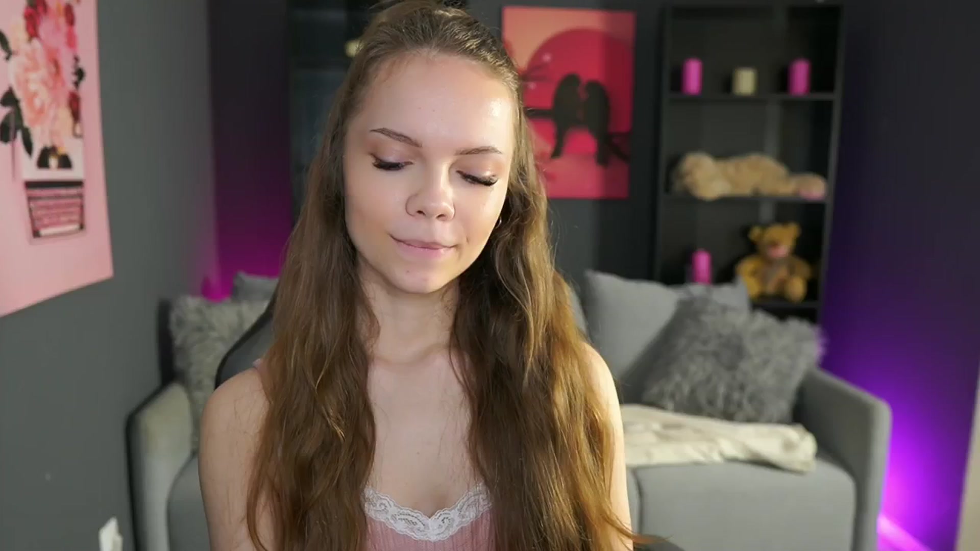 Gallery image thumbnail from Natasha_Malk's myfreecams stream on, 05/12/2024, 10:16 image 16 of 20