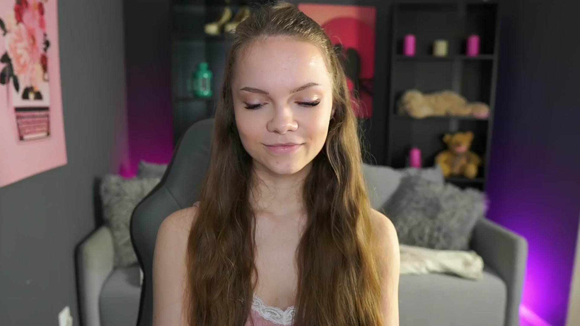Gallery image thumbnail from Natasha_Malk's myfreecams stream on, 05/12/2024, 10:16 image 4 of 20