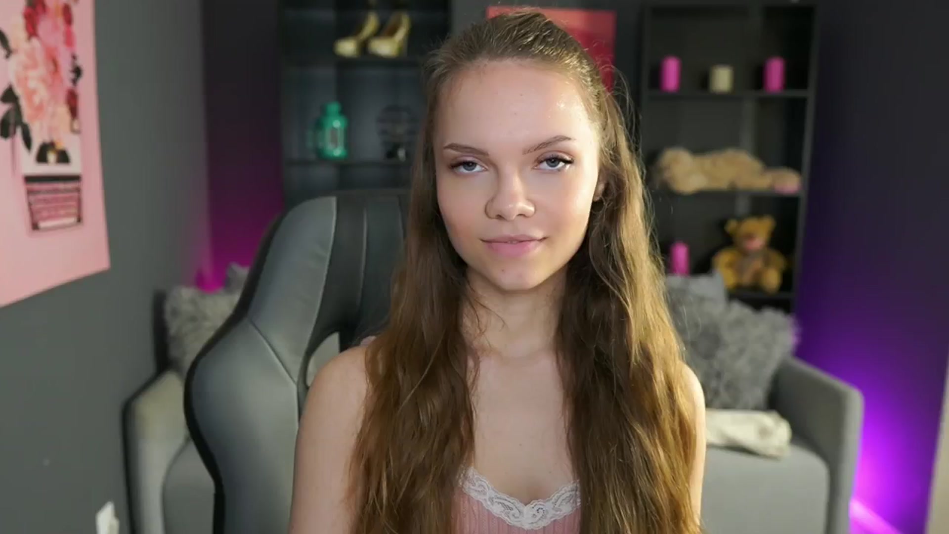 Gallery image thumbnail from Natasha_Malk's myfreecams stream on, 05/12/2024, 11:01 image 4 of 20